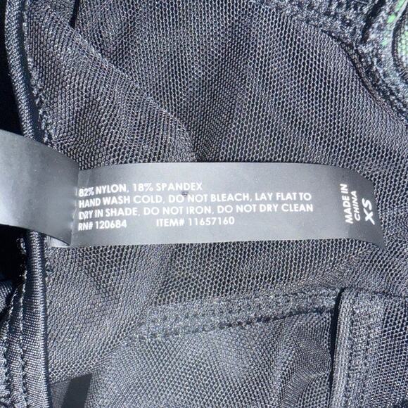 Hot Topic XS steampunk lace halter swimsuit underwire padded SW2 2975 - Picture 2 of 9